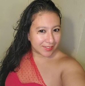 Meet your Posher, Carolina